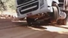 Tıra Felç Geçirten Şoför