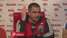 Ümit Özat: Türkü Sevmeyen Adam İnsan Sevmez