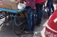 Satıcıyı Vuvuzella İle Korkutan Şakacı