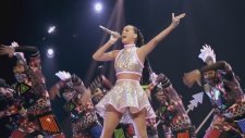 Katy Perry - Roar (The Prismatic World Tour - Canlı Performans)