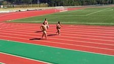 Atletizm Pistindeki Sumo Güreşçilerinin İnanılmaz Çekişmeli Yarışı