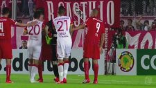 Galatasaraylı eski kaleciden muhteşem kurtarış!