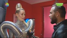 Chloe Loughnan Röportajı (Cumartesi Sürprizi)