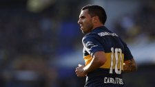 Gustavo Gomez, Tevez'in ayaklarını yerden kesti