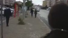 Broşür Dağıtan AK Parti'li Gençlere Saldırı