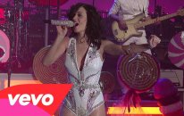 Katy Perry - California Gurls (Live on Letterman)