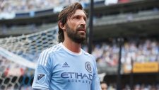 Pirlo dondu kaldı