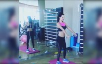 Squat Yaparak Kalçalarınızı Sıkılaştırın