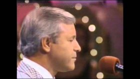 Mustafa Öztürk - Mihnetle Geçen Ömrüme Bir Pembe Şafaksın Mustafa Öztürk - Mihnetle Geçen Ömrüme Bir Pembe Şafaksın
