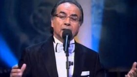 Vedat Çetinkaya - Her Tel Saçı Bir Ter Dudağın Değdiği Yerdir Vedat Çetinkaya - Her Tel Saçı Bir Ter Dudağın Değdiği Yerdir