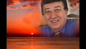 Selçuk Aygan - Niye Gittin Sevgilim Öyle Uzak Ellere Selçuk Aygan - Niye Gittin Sevgilim Öyle Uzak Ellere
