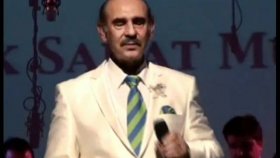 Akif Özüşen - Lâleler Her Yıl Açar Bak Mestinâz Hep Uykuda Akif Özüşen - Lâleler Her Yıl Açar Bak Mestinâz Hep Uykuda