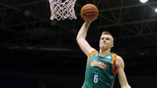 Kristaps Porzingis'den enfes smaç!