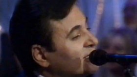 Kemal Caner - Rengi Solmuş Atılmış Ateşlerde Yakılmış Kemal Caner - Rengi Solmuş Atılmış Ateşlerde Yakılmış
