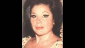 Nigar Uluerer - Çaya İner Ağlarım Gülü Deste Bağlarım Nigar Uluerer - Çaya İner Ağlarım Gülü Deste Bağlarım