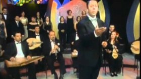 Ahat Uruk - Şu Yalan Dünyayı Aşksız Geçirme Ahat Uruk - Şu Yalan Dünyayı Aşksız Geçirme