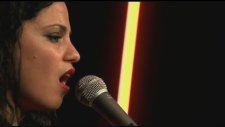 Emel Mathlouthi - Naci en Palestina