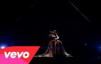 Katy Perry - Firework (The Prısmatıc World Tour Lıve)