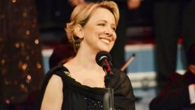 Esma Başbuğ - Ömrümüzün Son Saati Esma Başbuğ - Ömrümüzün Son Saati