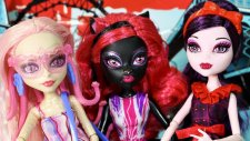 Monster High Bebekleri - Meşhur Acayipler Acayip Londra'da - Evcilik TV