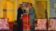 Şeyini Şey Ettiğimin Şeyi (1990) Nejat Uygur Tiyatrosu