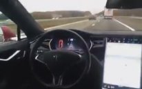 Tesla'nın Otomatik Pilotu