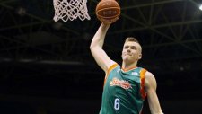 Kristaps Porzingis'in enfes smacı!