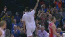 Enes Kanter'den salonu ayağa kaldıran smaç!