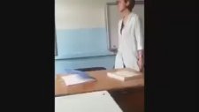 Cansız Mankenle Öğretmen Trollemek (Thug Life İçerir)
