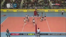 Güney Koreli Voleybolcusu Kim Yeon Koung'un Hakeme İtirazı - Her Zaman Yapıyor Abla