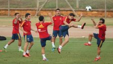 Morata'dan antrenmanda şık vole golü