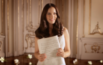 Fahriye Evcen'in Size Bir Sürprizi Var!