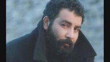 Ahmet Kaya - Metrisin Önünde Durdum