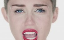 Miley Cyrus - Wrecking Ball