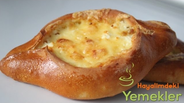 Peynirli Mini Pide Tarifi | İzlesene.com