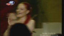 Ayva Çiçek Açmış Yaz mı Gelecek