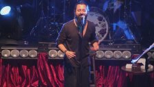 Koray Avcı - Yakarım Geceleri (Canlı Performans)