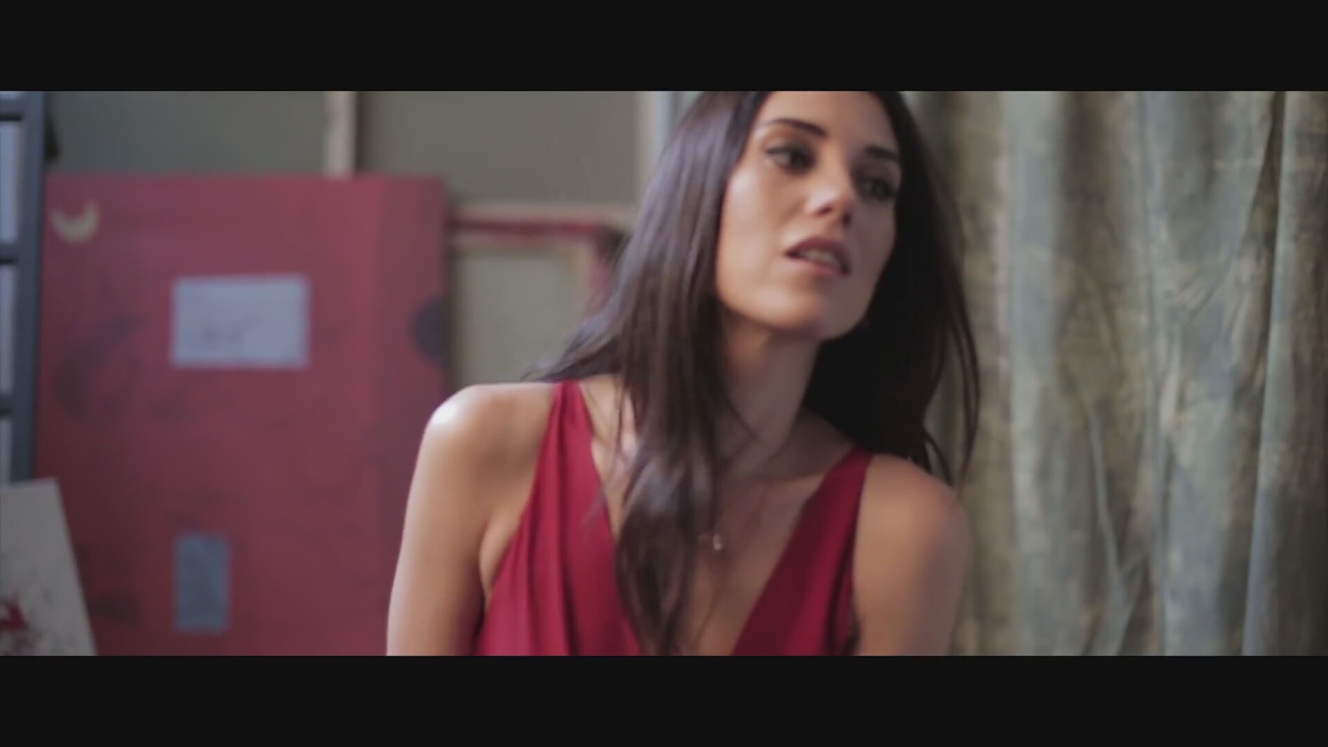 Etiket: Cansu Dere Etiket: Cansu Dere