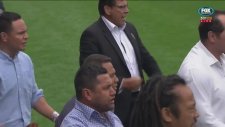 Efsane Rugby Oyuncusu Jonah Lomu'nun Cenazesinde Haka Yapan Takım Arkadaşları