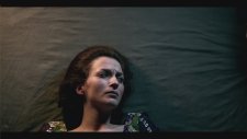 Bir Dakikada Kadınlar İçin IŞİD (Fade to Black)