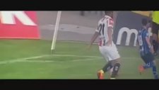 Hakem Rivaldo gibi kendini attı!