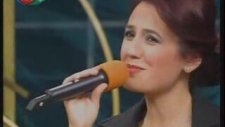Neşe Dursun-Güle Sorma O Bilmez Aşkı Sevdayı