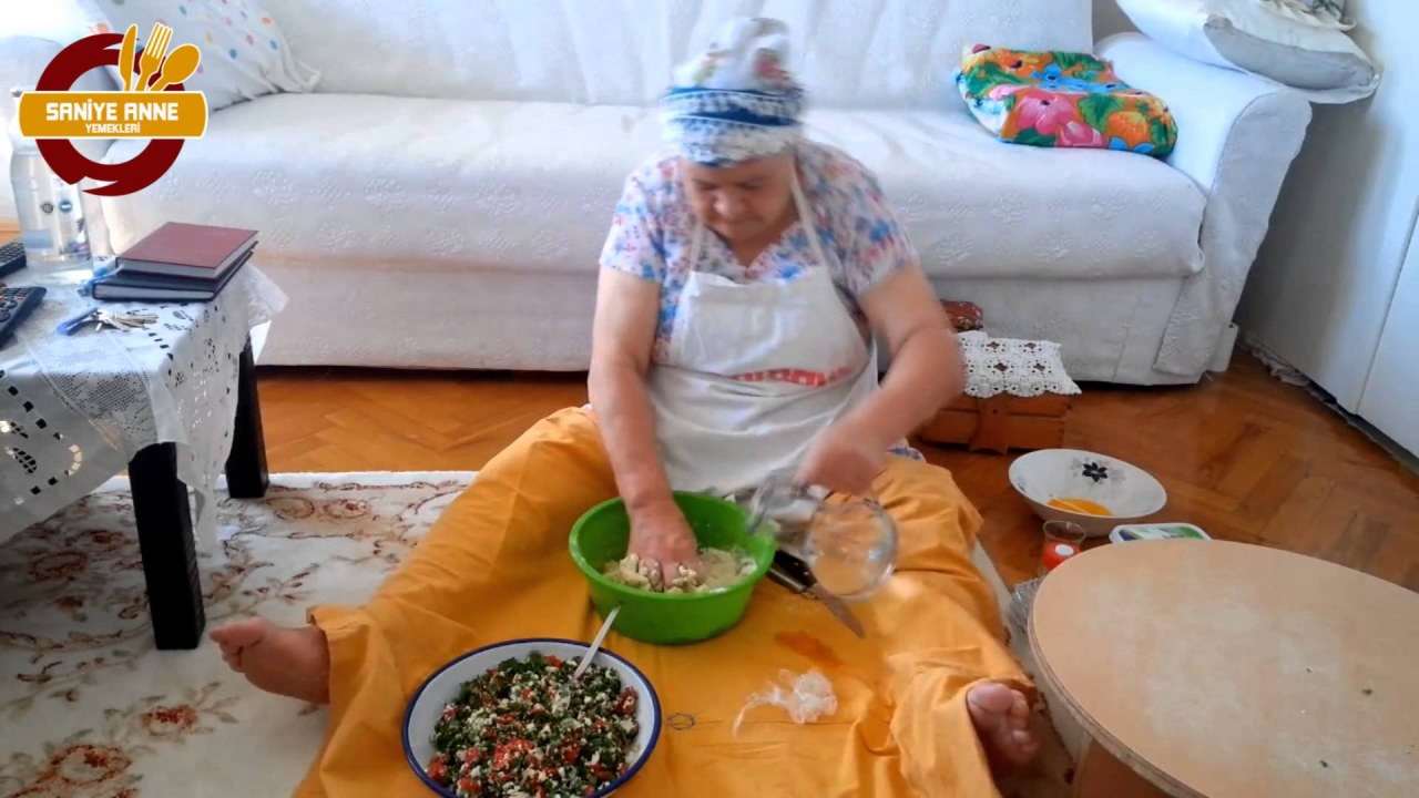 Etli Mantarlı Krep Sandviç – Uras Benlioğlu – Yemek Tarifleri Etli Mantarlı Krep Sandviç – Uras Benlioğlu – Yemek Tarifleri