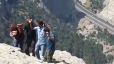 Zirveye Çıkıp Halay Çeken Adanalılar