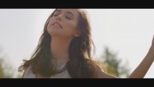 Tuğba Yurt - Aklımda Sorular Var
