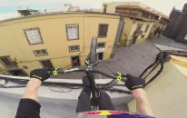Müthiş Bir Cesaret Gösterisi: Danny MacAskill Yine Bisiklet Üstünde