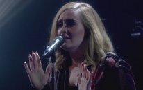 Hello - Adele (Live in Skavlan Show)
