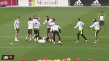 Kroos adeta rezil etti!