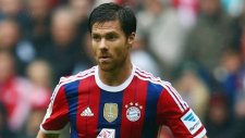 Xabi Alonso'dan inanılmaz gol!