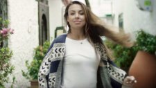 Maia - Esta Noche hay Fiesta